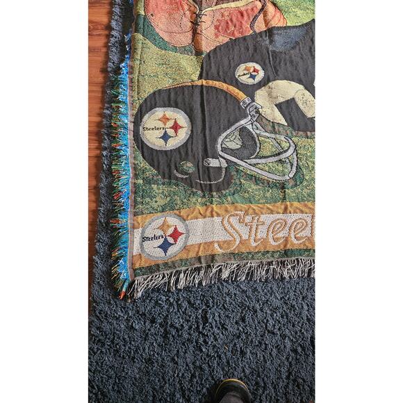 NFL Pittsburgh Steelers Vintage Tapestry Blanket 48x60 Inches - Picture 5 of 6